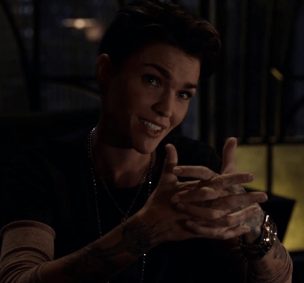 Ruby Rose Batwoman Dizisinden Neden Ayrıldı