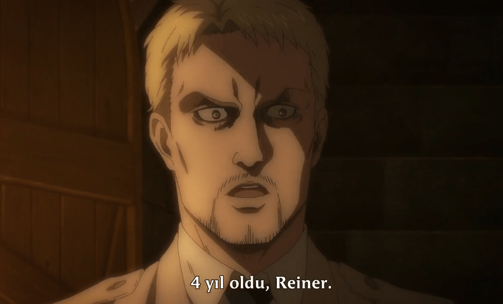 Eren, Reiner'ı görünce: "4 yıl oldu, Reiner." der. Eren'i karşısında gören Reiner şok olur ve bölüm biter.