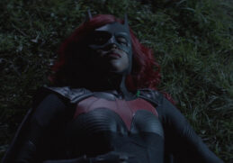 Batwoman 2. Sezon Başladı Macera Ryan Wilder İle Kaldığı Yerden Devam Ediyor